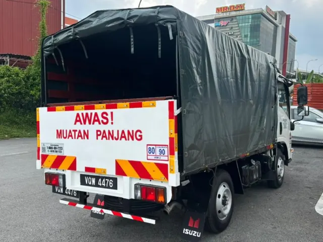 Isuzu 1 ton L06